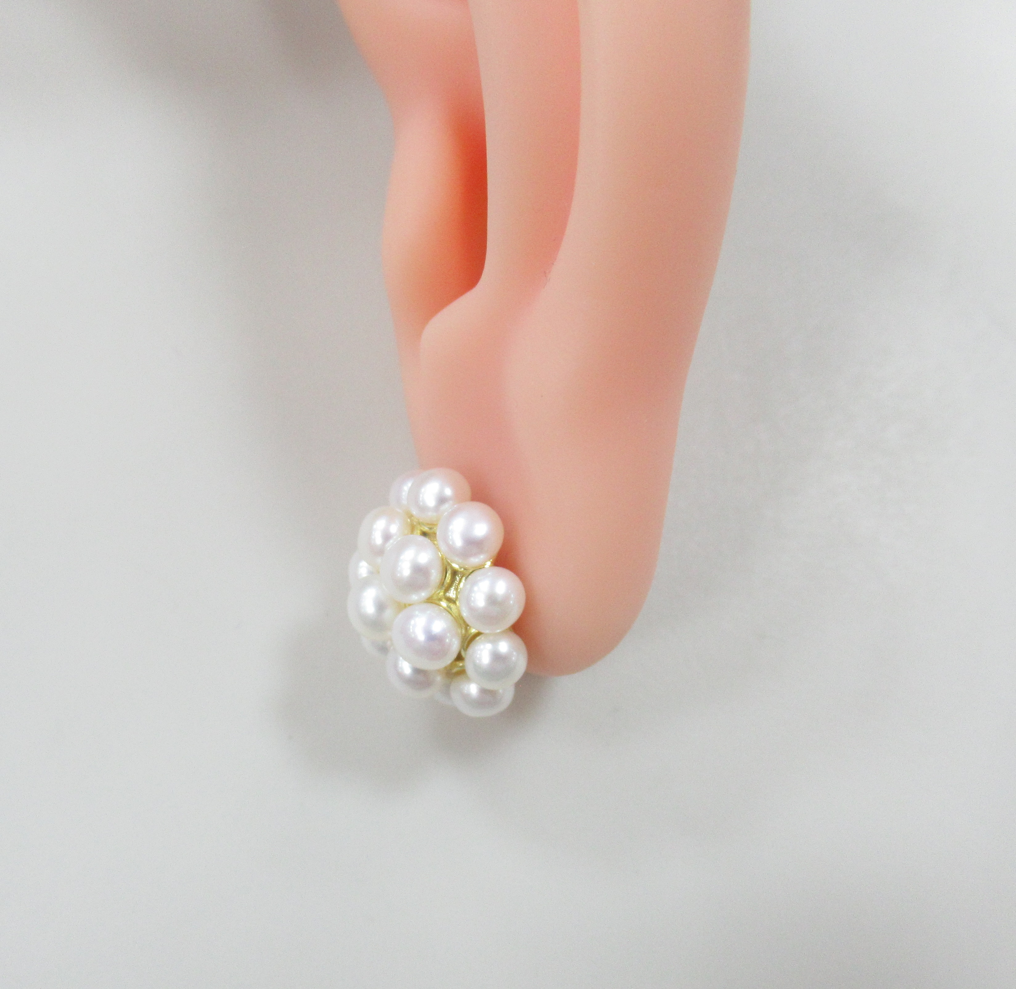 Серебряные серьги-пусеты с жемчугом